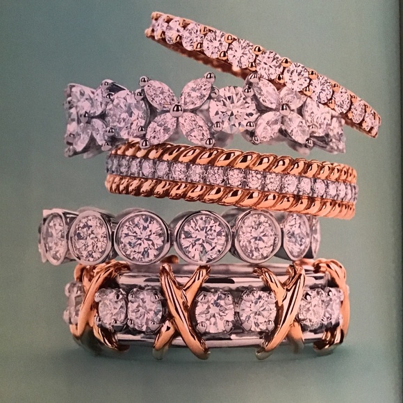 Tiffany & Co. Jewelry catalogs (3) in mint condition - Picture 5 of 14